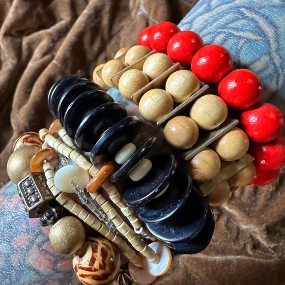 Stylish Multicolor Beaded Bracelet Set - Picture 1 of 8